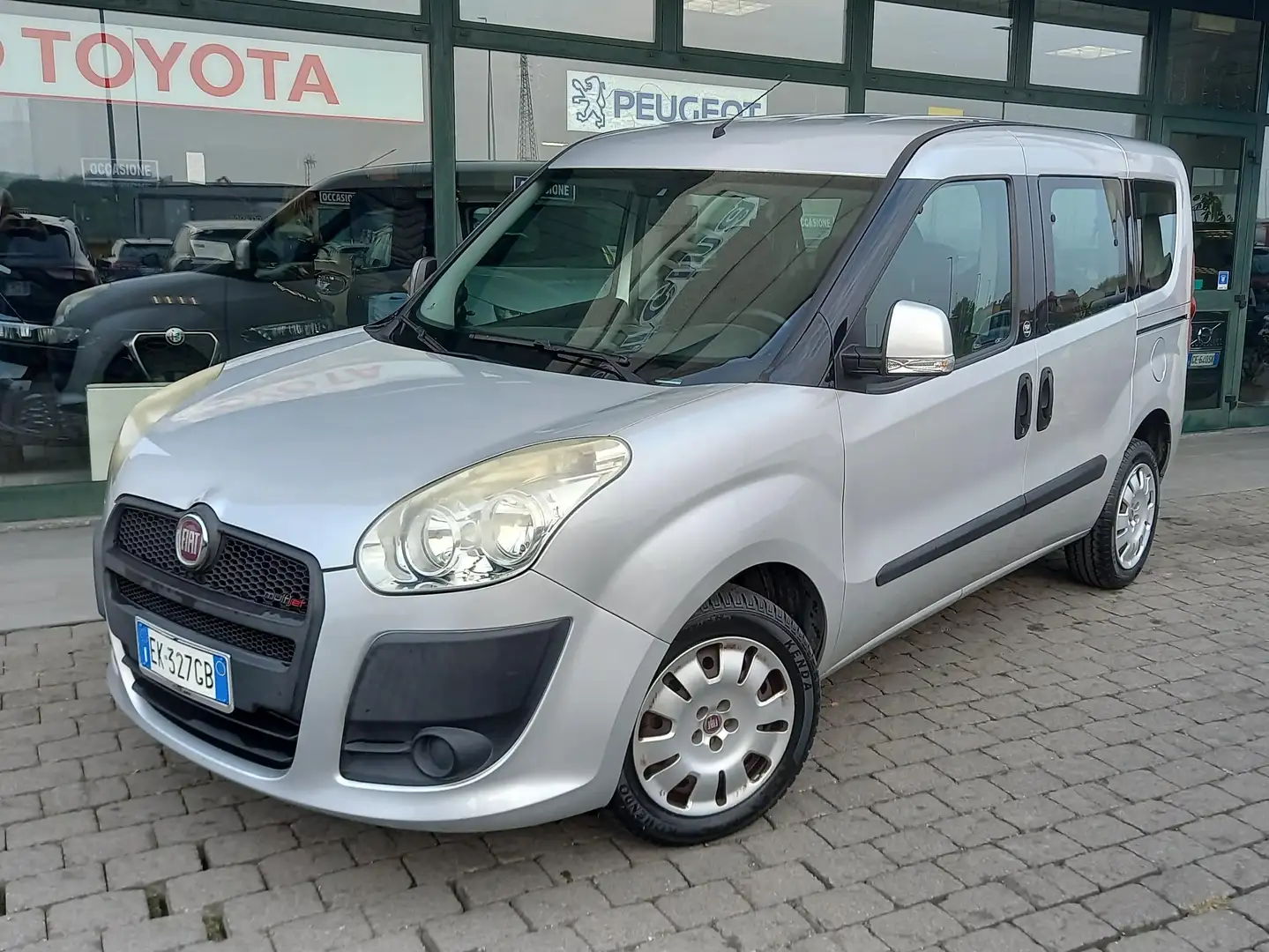 Fiat Doblo Doblo II 1.6 mjt 16v Dynamic 90cv Argento - 1