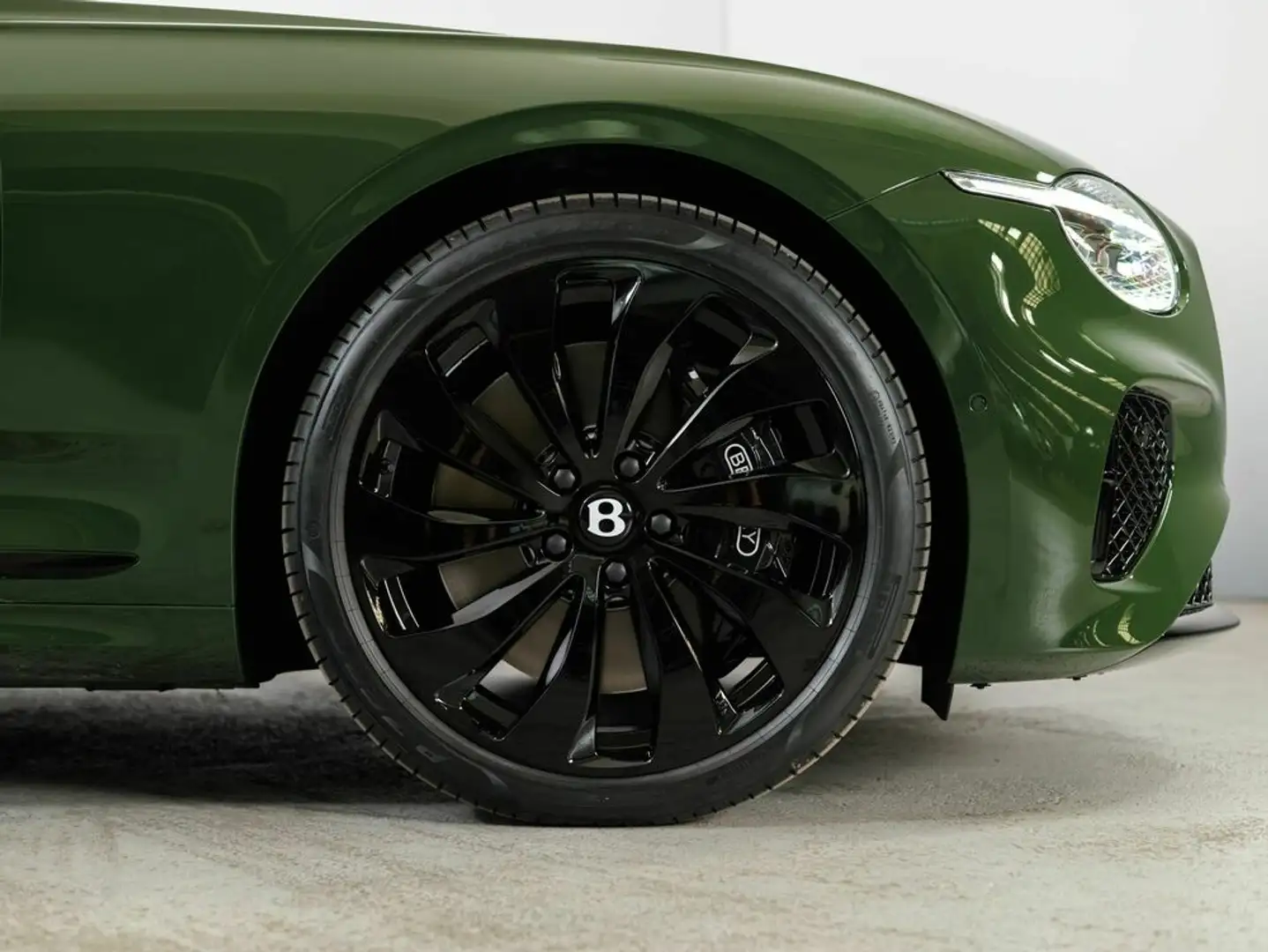 Bentley Continental GT V8 Hybrid Verde - 2