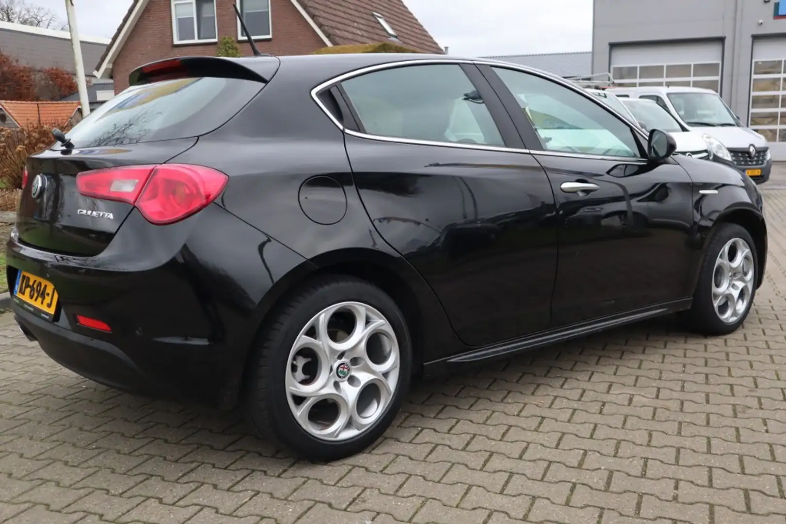 Alfa Romeo Giulietta 1.4 T MULTIAIR SUPER Zwart - 2