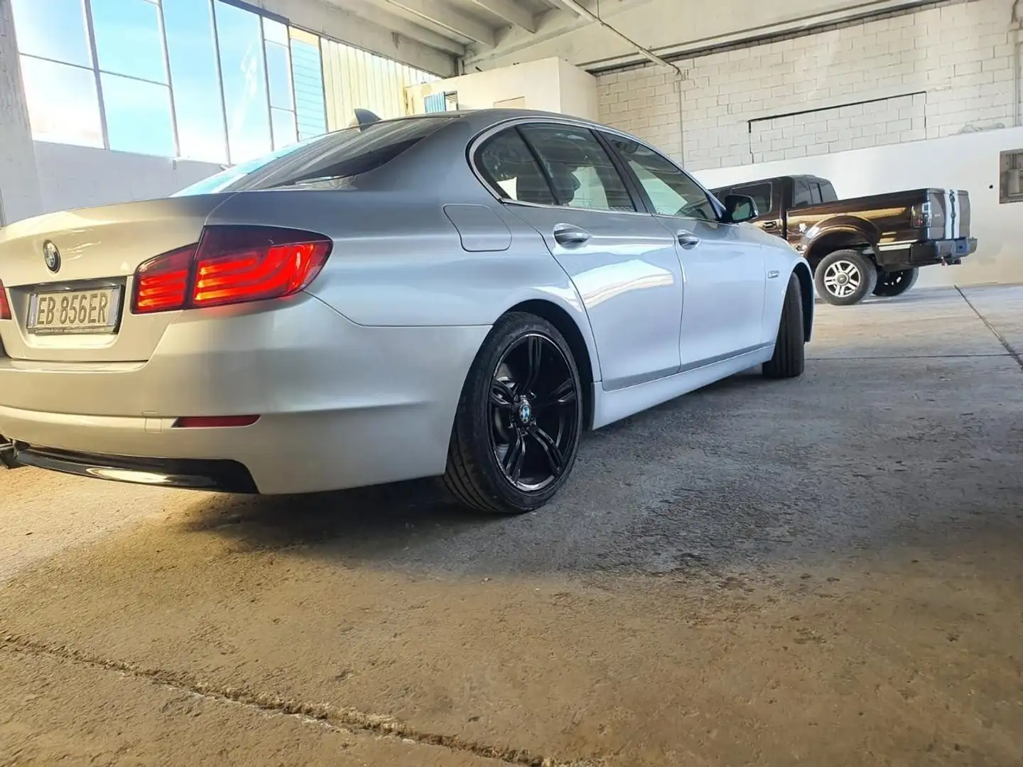 BMW 525 525d Futura - 2
