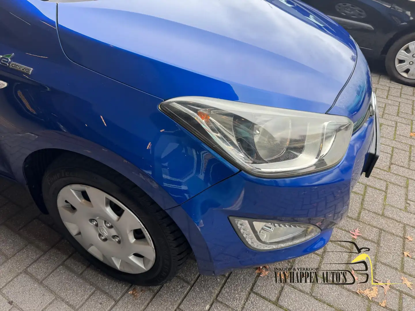 Hyundai i20 1.2i First Edition / APK 10-2026 Azul - 2
