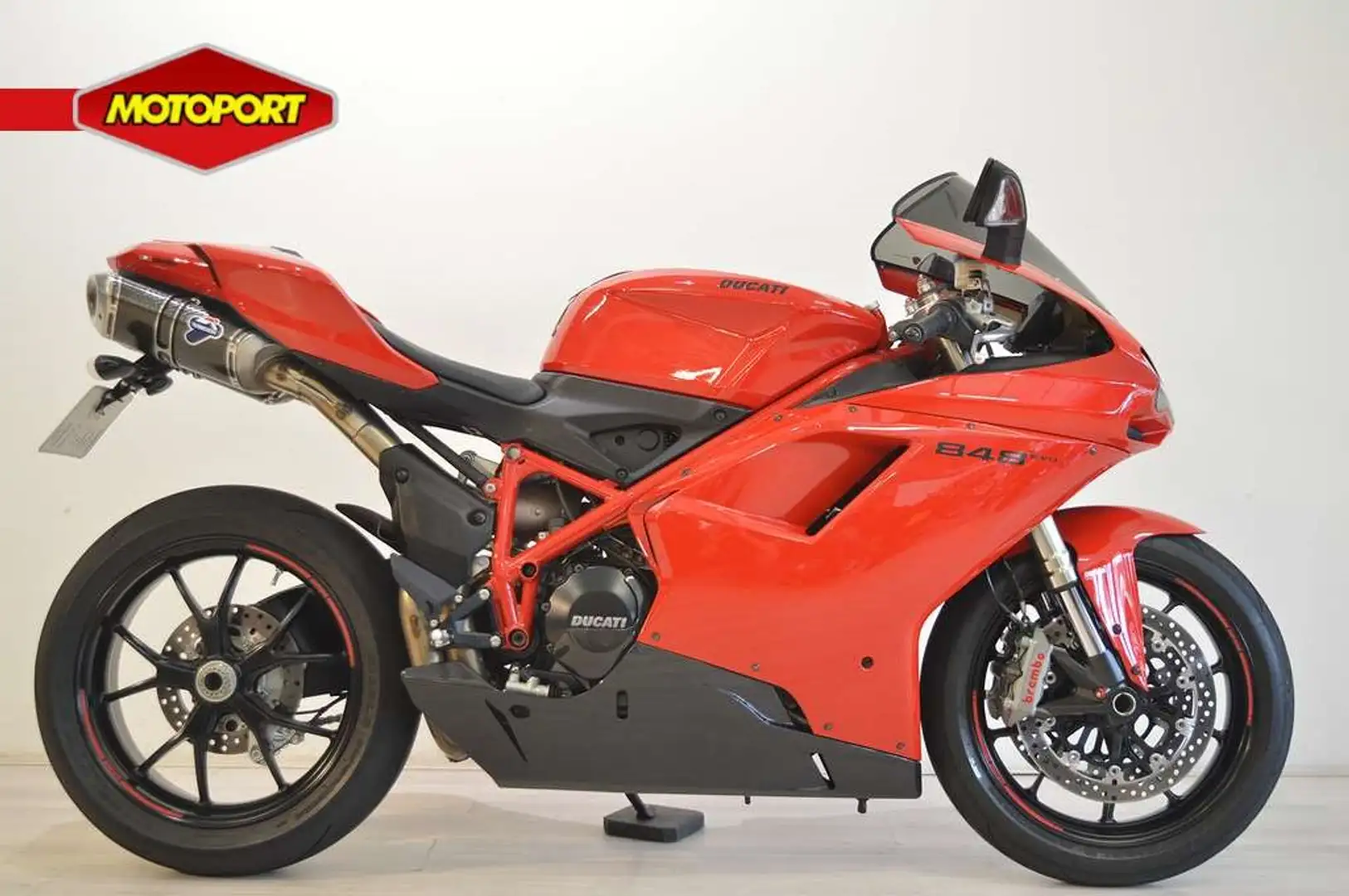 Ducati 848 EVO Rood - 1