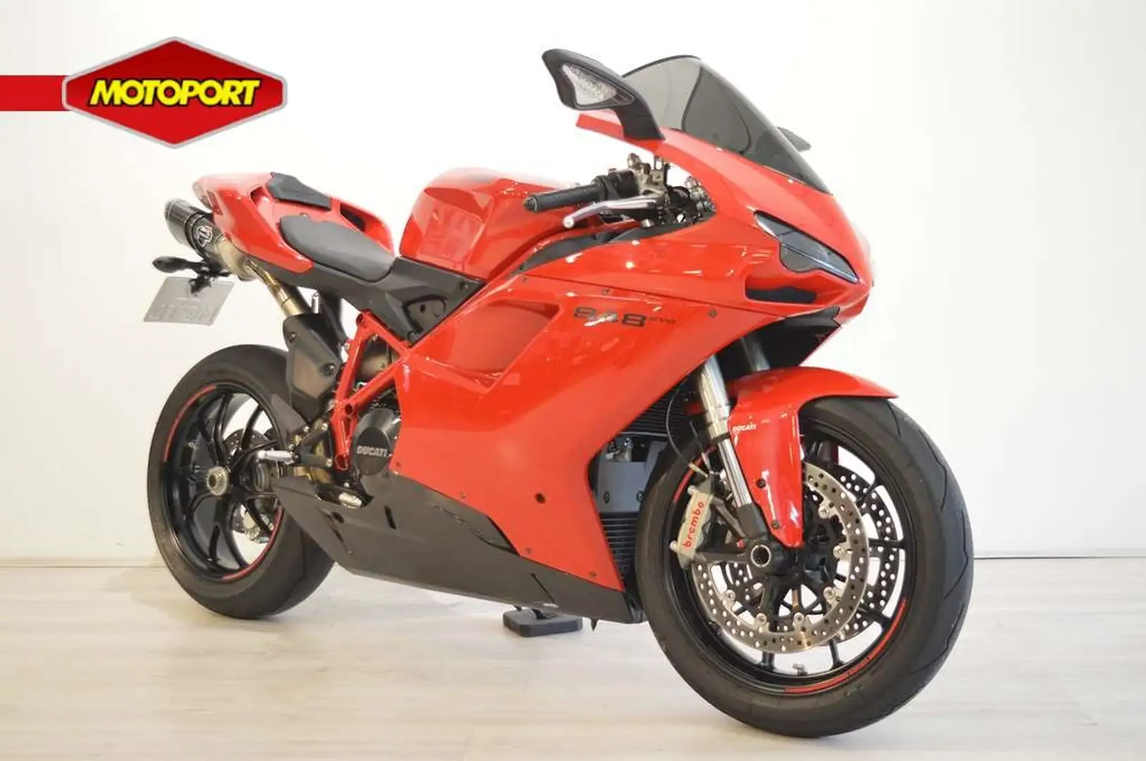 Ducati 848 EVO Rood - 2