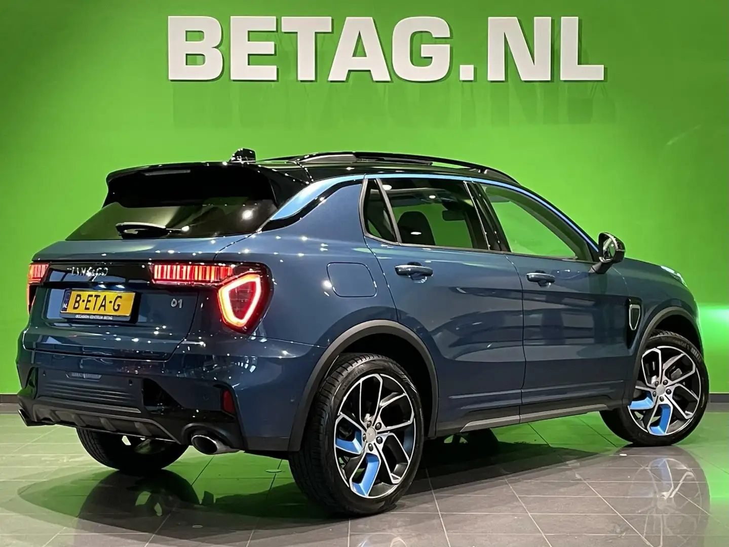 Lynk & Co 01 1.5 | Carplay | Camera | Cruise | DAB | Opendak | Blau - 2