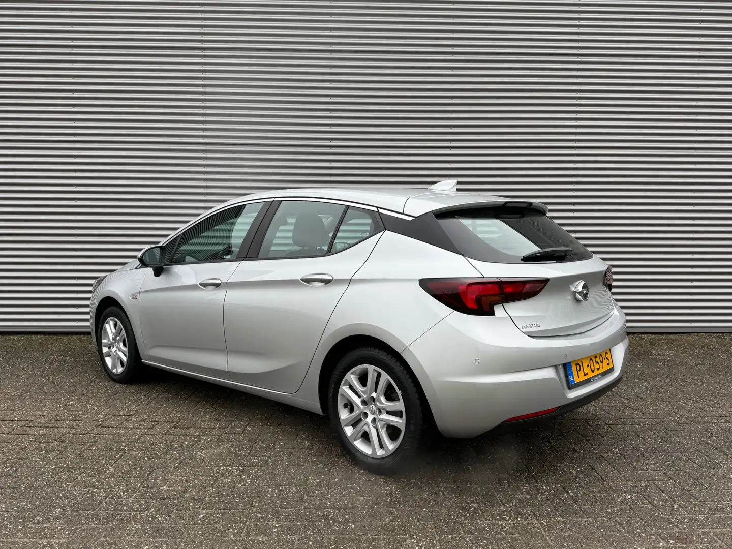 Opel Astra 1.0T Online Edition | Climate control | Parkeersen Gris - 2