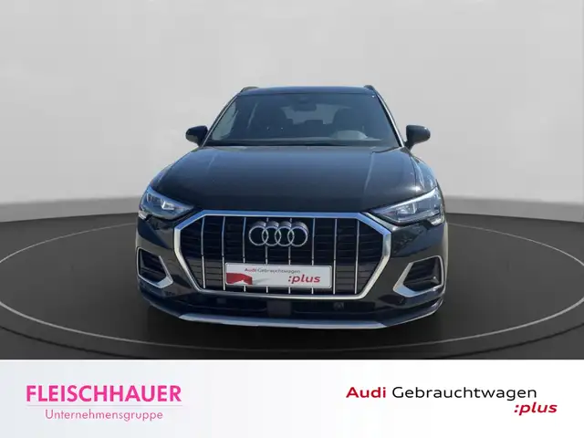 Audi Q3 view 2