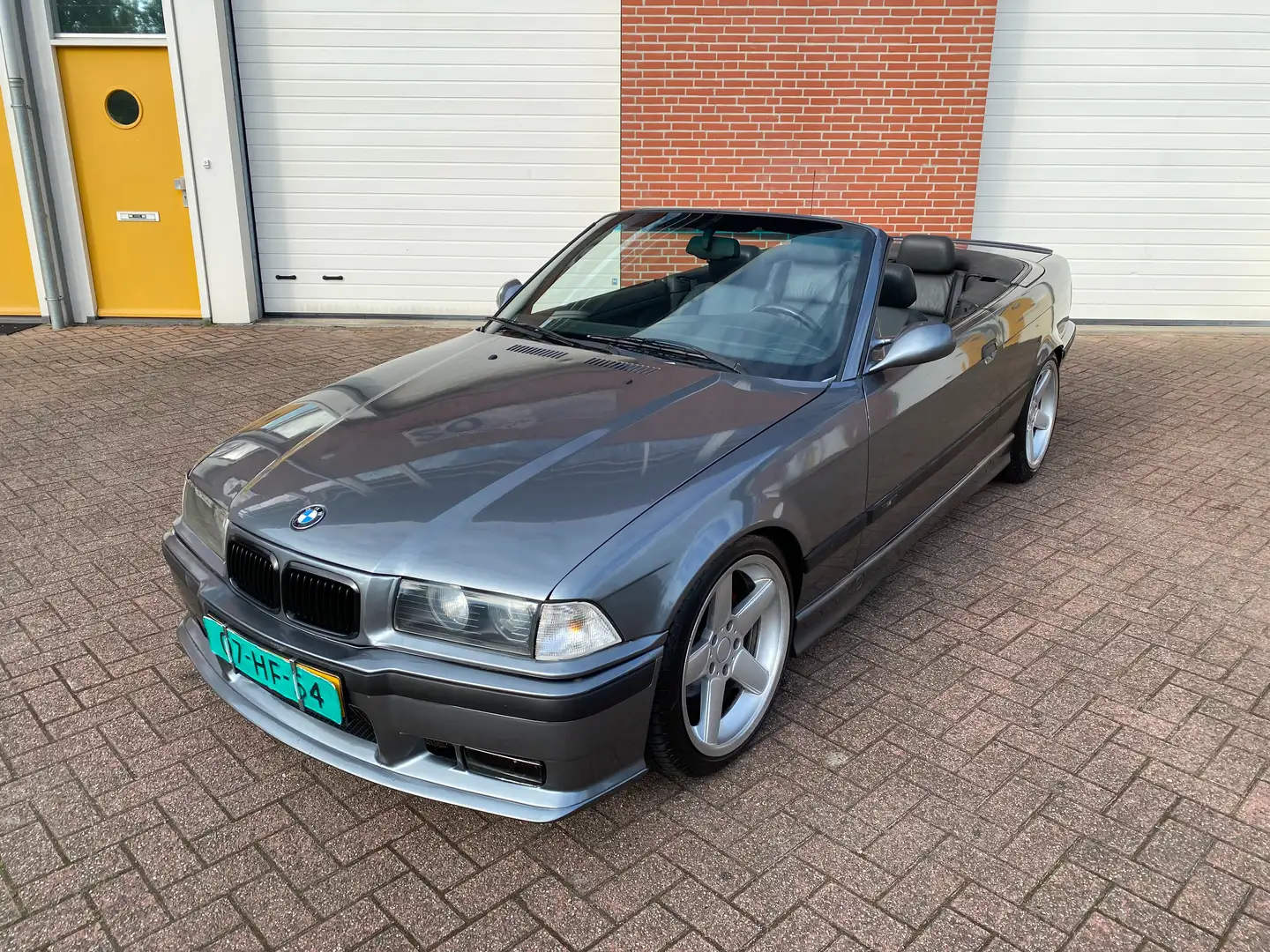 BMW 325 I CABRIO HANDBAK BJ 94 /SPORT LEDER/18'' RH/RVS DE - 1