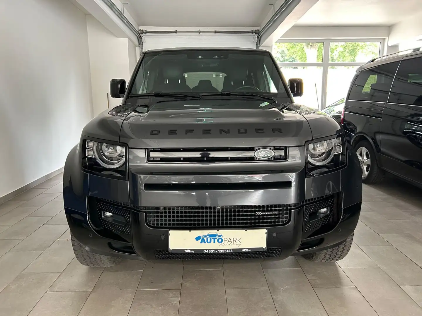 Land Rover Defender 110 X-Dynamic HSE D300 Gris - 2