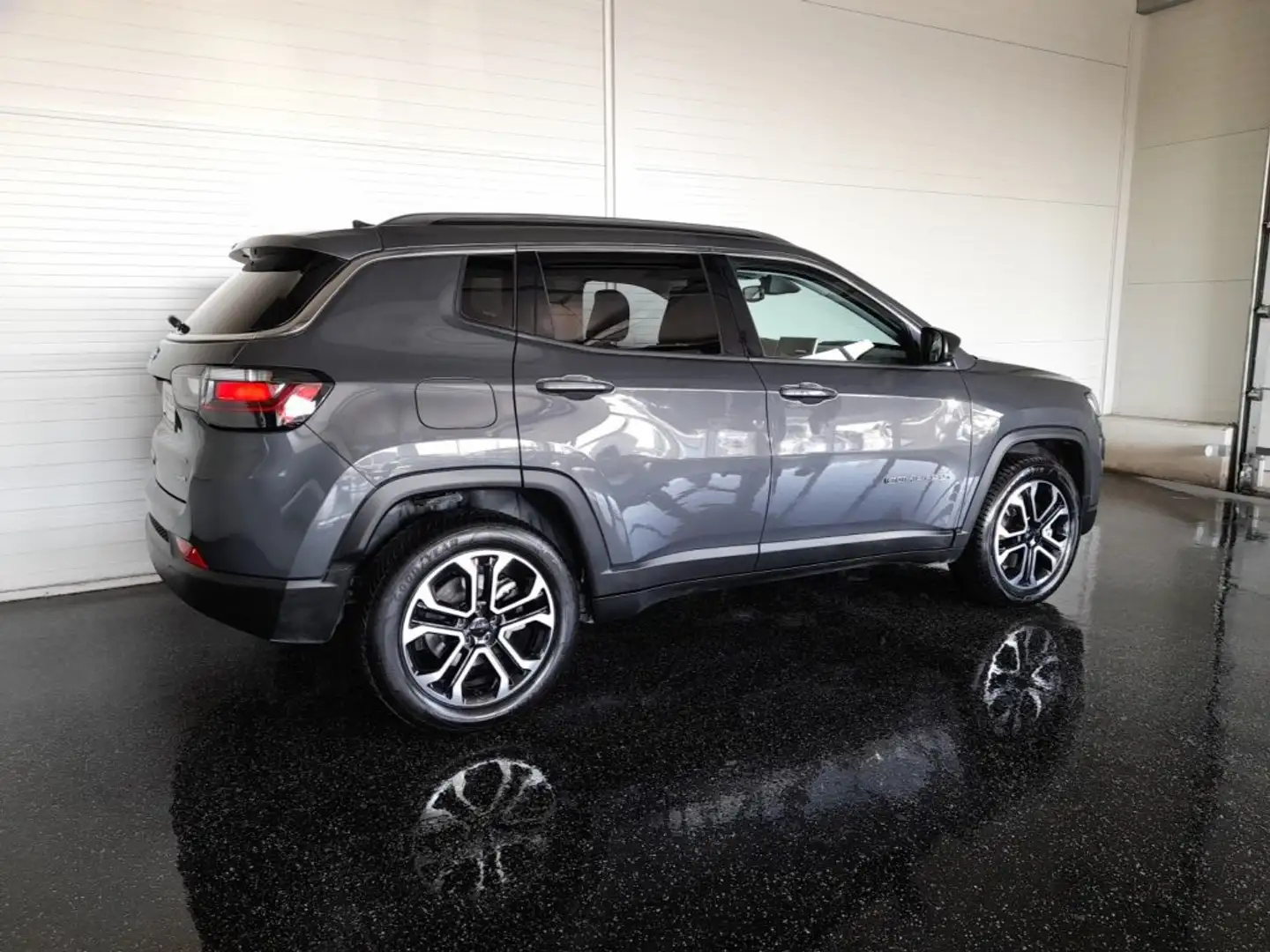 Jeep Compass PHEV 4x4 Aut. *18 ZOLL / LED / KAMERA / ACC/ APP CONNECT / TEILLEDER / 2-ZONEN-KLIMA / SITZHEIZUNG* Grau - 2