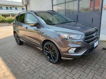 Kuga II 2017 1.5 tdci ST-Line s