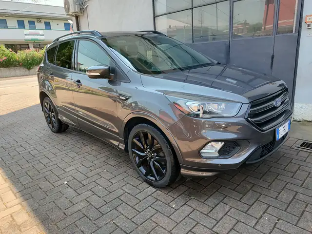 Ford Kuga Kuga II 2017 1.5 tdci ST-Line s