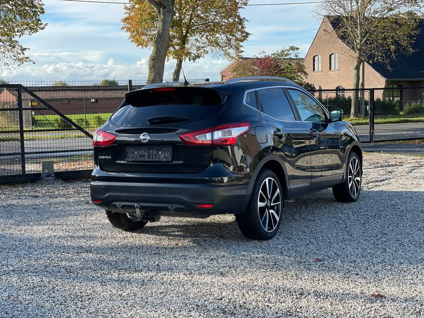 Nissan Qashqai 1.2Benzine/Navi/Camera/StartStop/+Garantie/* Noir - 2