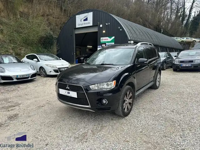 Mitsubishi Outlander 2.2d 156cv 4x4 7 places