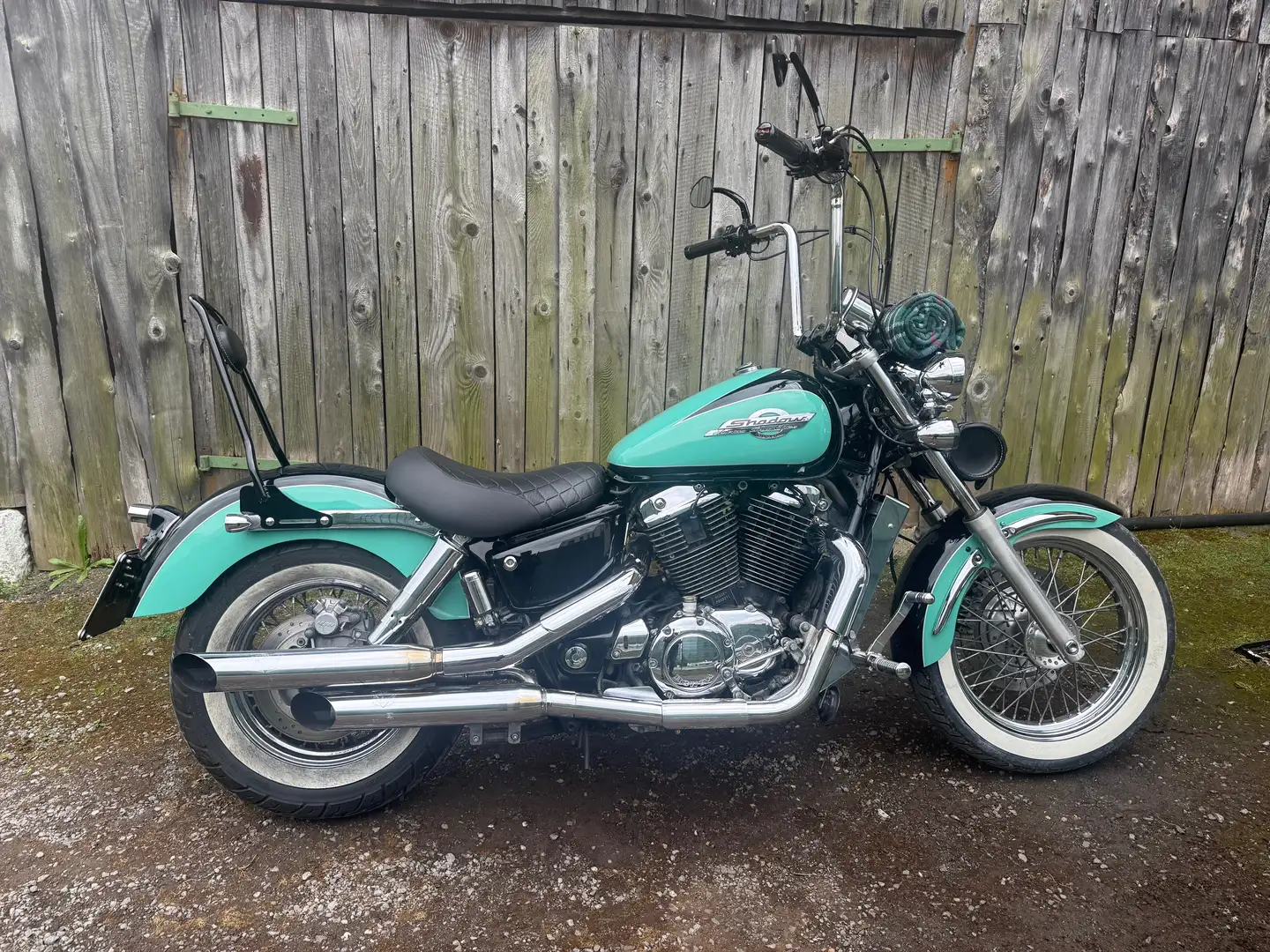 Honda VT 1100 Negro - 1