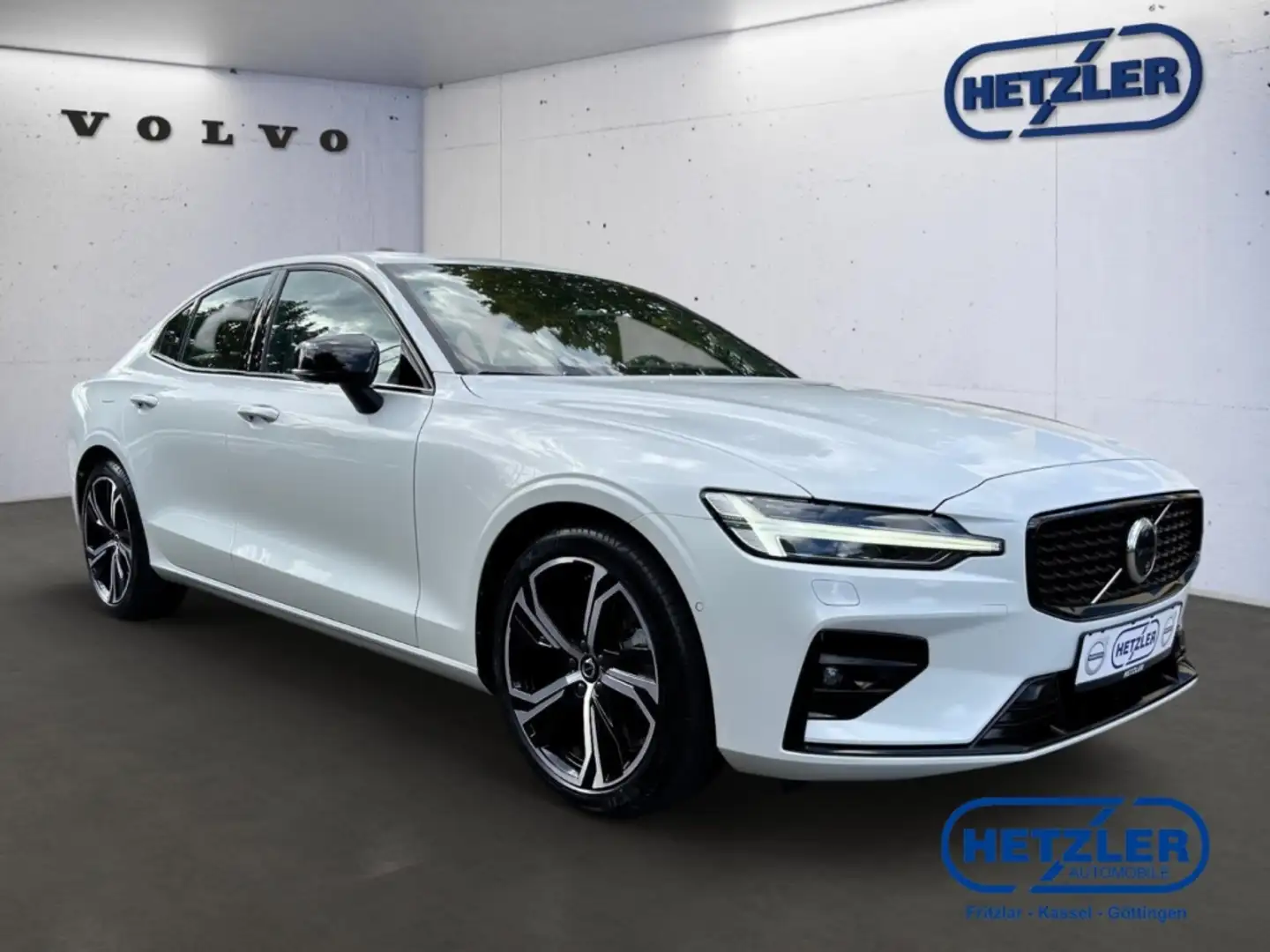 Volvo S60 B5 AWD Ultimate StandHZG  Memory Sitze Soundsystem Weiß - 2