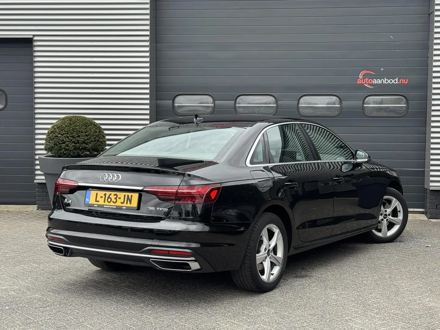 Audi A4 Limousine 35 TFSI S-Line | Navigatie | Digitale Da Noir - 2