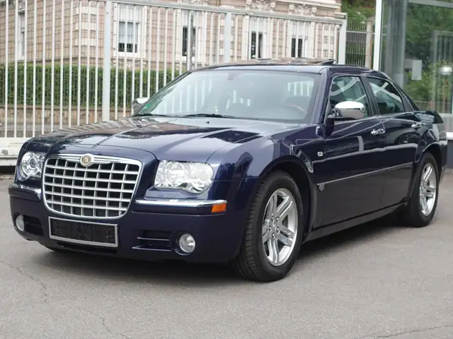 Chrysler 300C 5.7 V8 HEMI eSHD nur 49 tkm !!