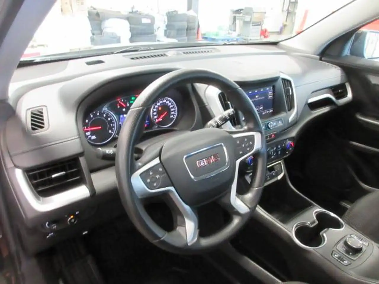 GMC Terrain снимка GMC Terrain