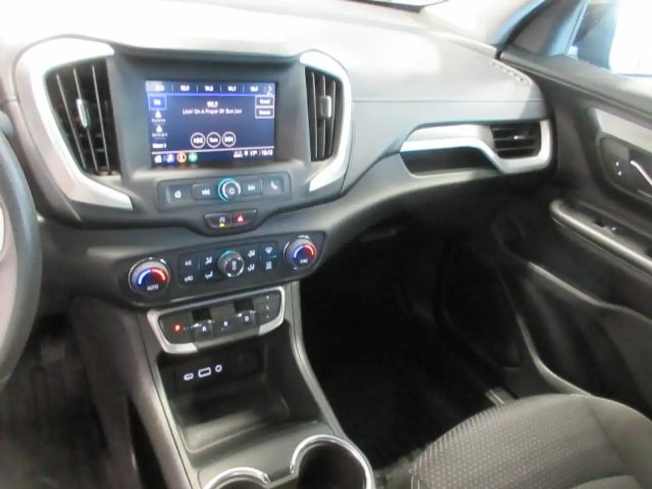 GMC Terrain снимка GMC Terrain