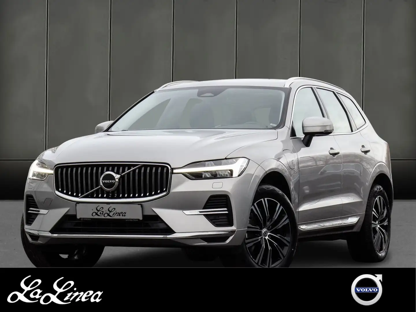 Volvo XC60 T6 AWD Inscription Plug-In Hybrid Silber - 1