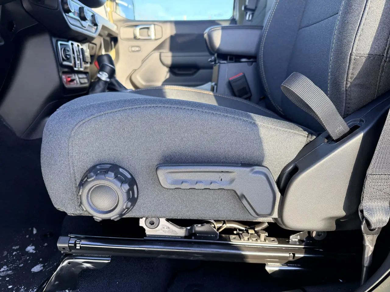 Jeep Gladiator снимка Jeep Gladiator