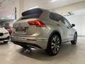 Volkswagen Tiguan 2.0 BiTDI DSG 4MOTION Adv. R-Line 240cv + GANCIO!! Grigio - thumbnail 7