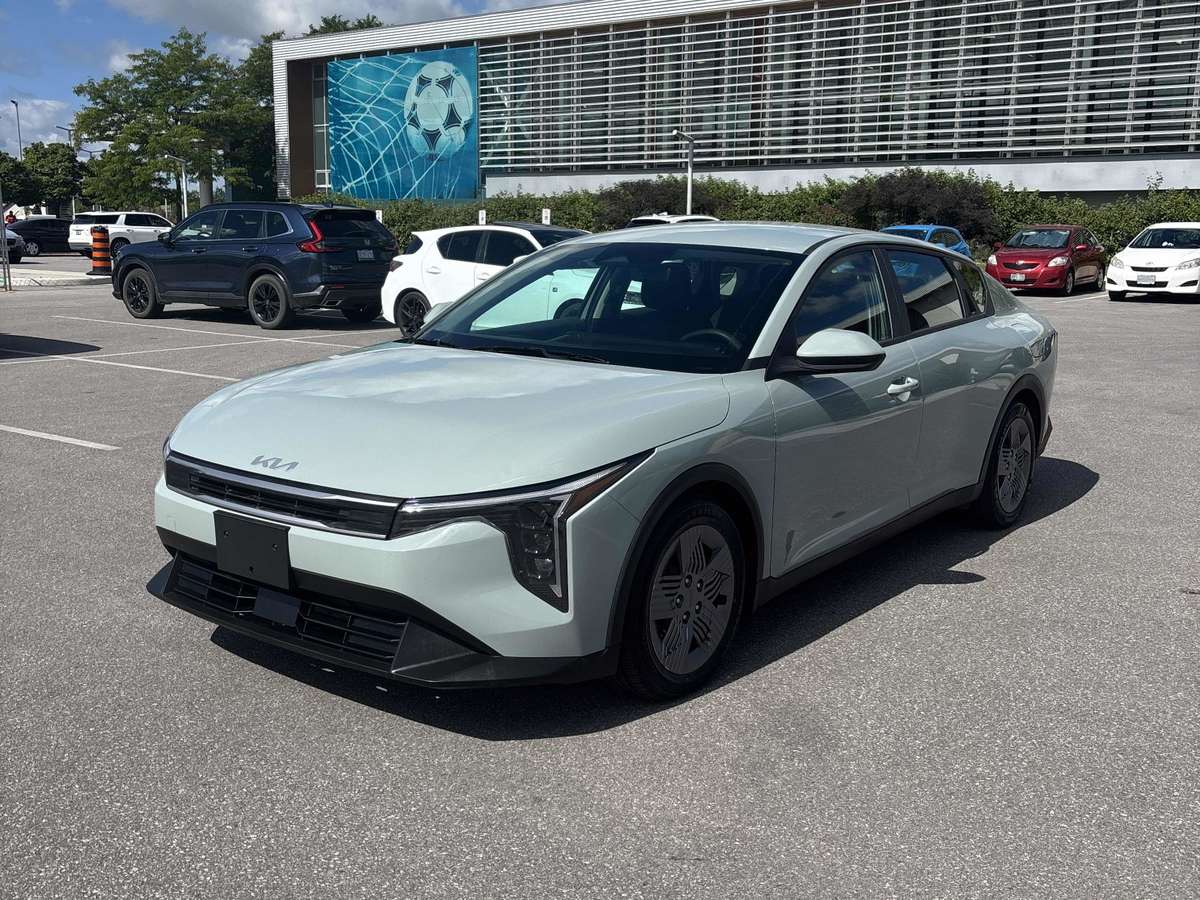 2025 Kia K4 LX