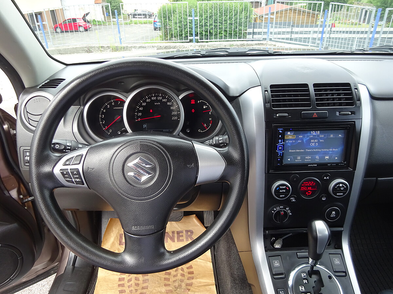 Suzuki Grand Vitara 2,4 VX-E Special  Aut.,Navi, Klimaautomatik,Sit... — photo 11