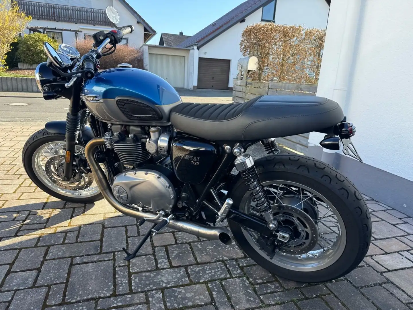 Triumph Bonneville T120 Kék - 2