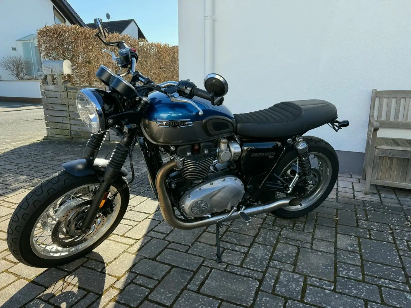 Triumph Bonneville T120 Kék - 1
