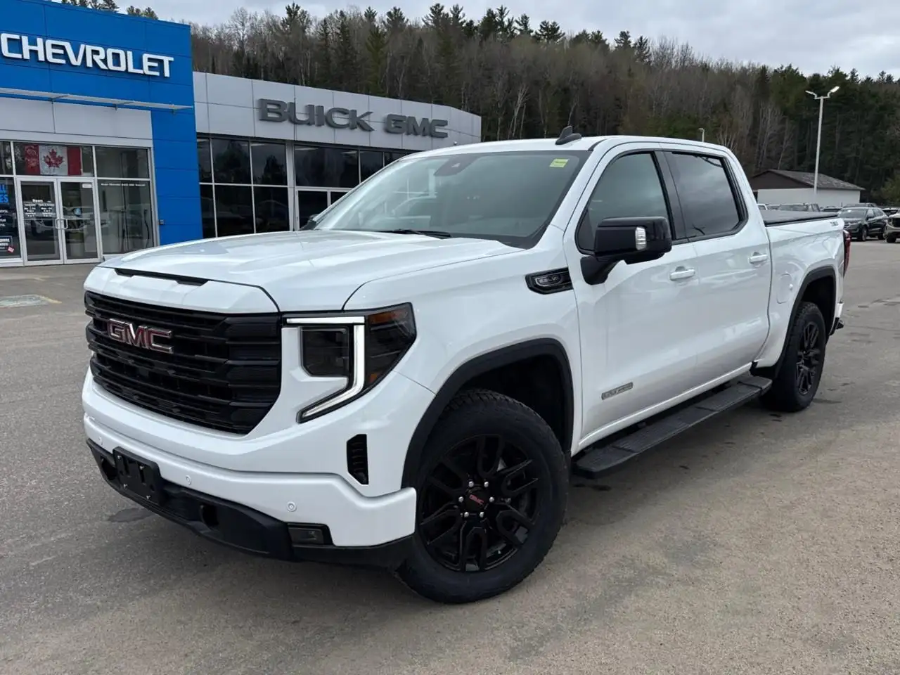 GMC Sierra 1500 снимка GMC Sierra 1500