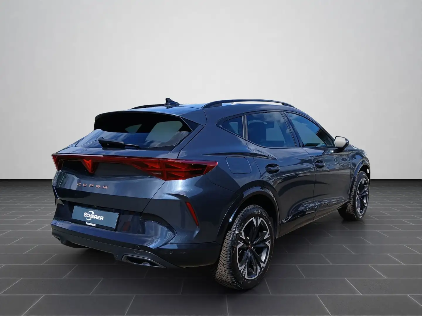 CUPRA Formentor 1.5 eTSI DSG NEUES MODELL NAVI VOLL LE Grijs - 2