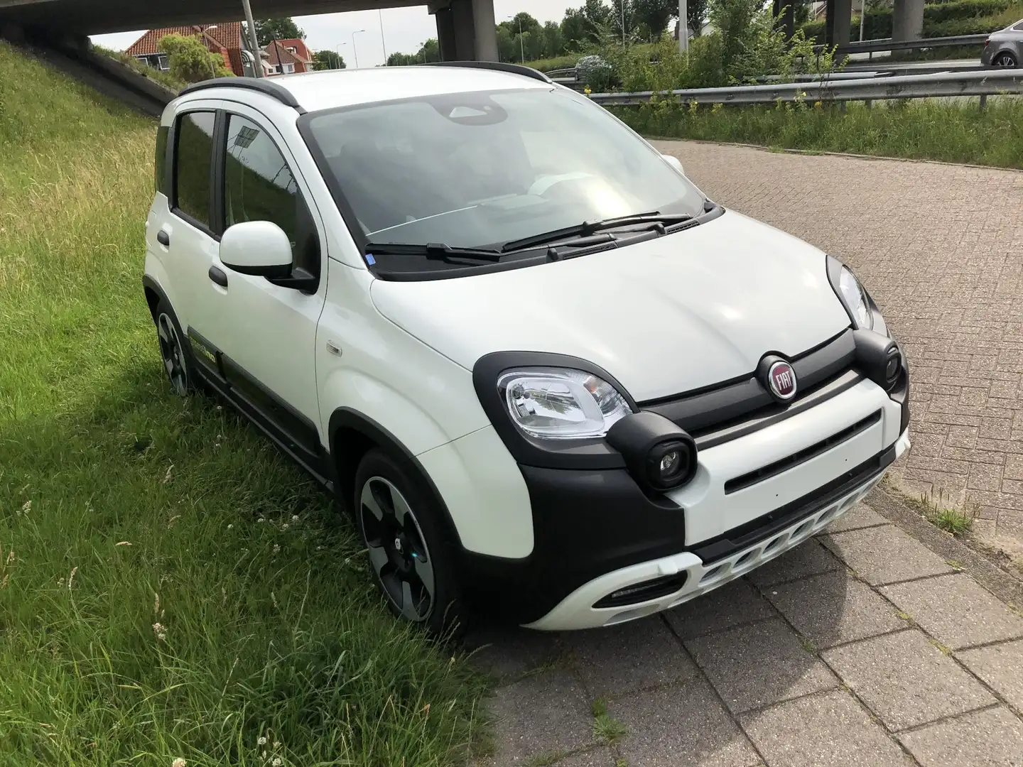 Fiat Panda 1.0 Hybrid Pandina AIRCO|APPLE/ANDROID|PDC|CRUISE Wit - 2