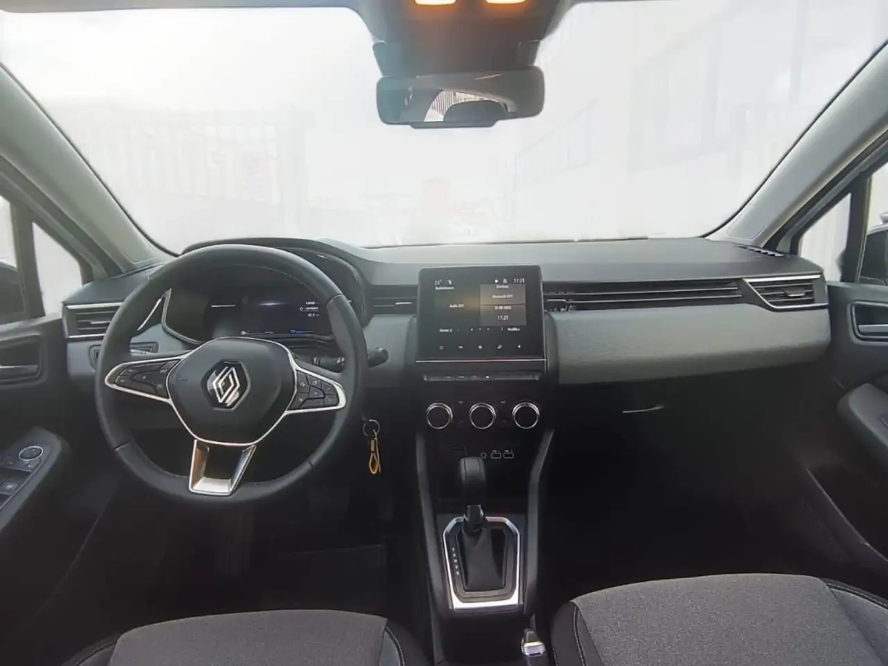 Renault Clio Clio 1.6 E-Tech full hybrid Evolution 145cv 11