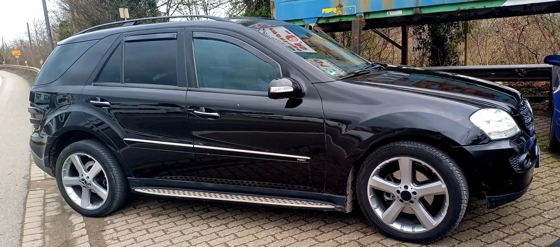Mercedes-Benz ML 320 M-Klasse 4Matic 7G Luftfeder,Ahk3.5 t,Tüv 06/26 Schwarz - 2