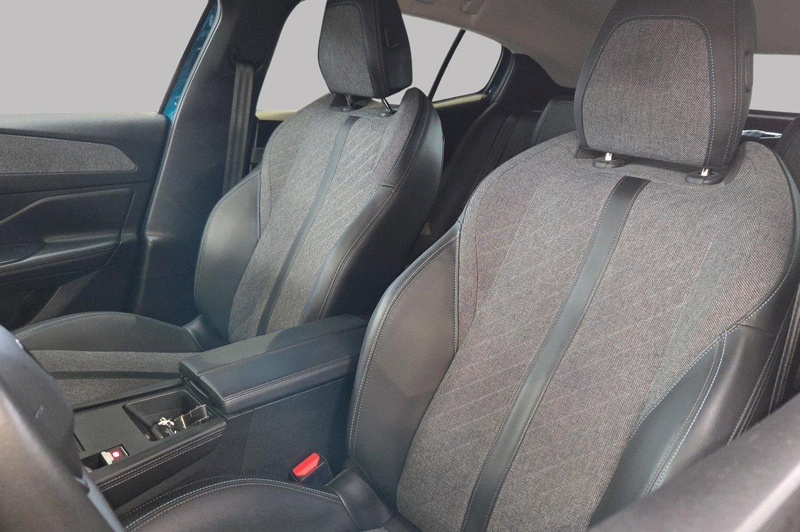 Peugeot 408 ALLURE — photo 10