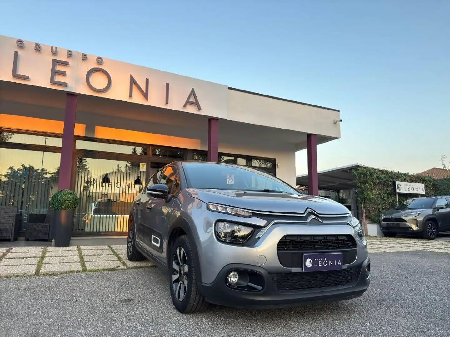 Citroen C3 1.2 puretech Shine s&s 83cv Grigio - 1