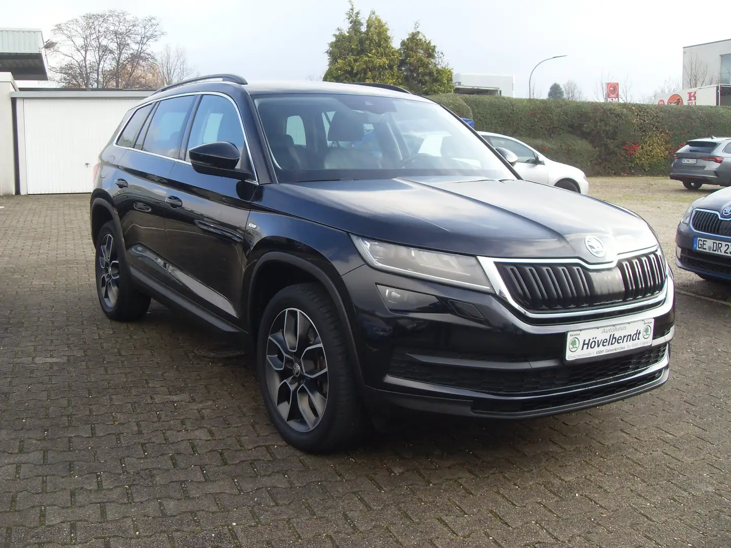 Skoda Kodiaq 2,0 TSI Soleil 4x4 "NAVIGATIONSSYSTEM" Schwarz - 2