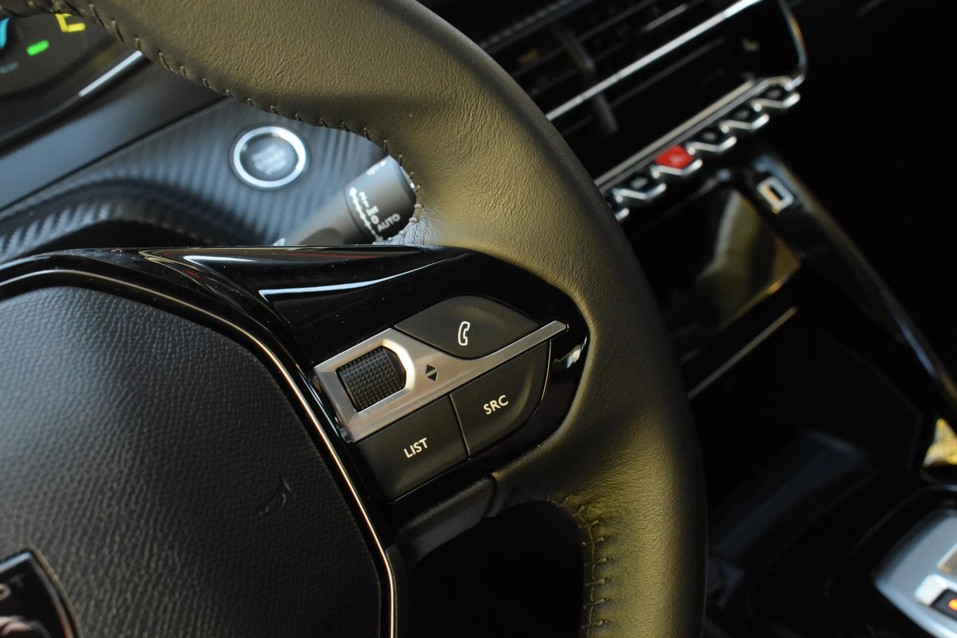 Peugeot e-208 EV Style 50 kWh CARPLAY|PDC|STOELVERWARMING| — photo 17