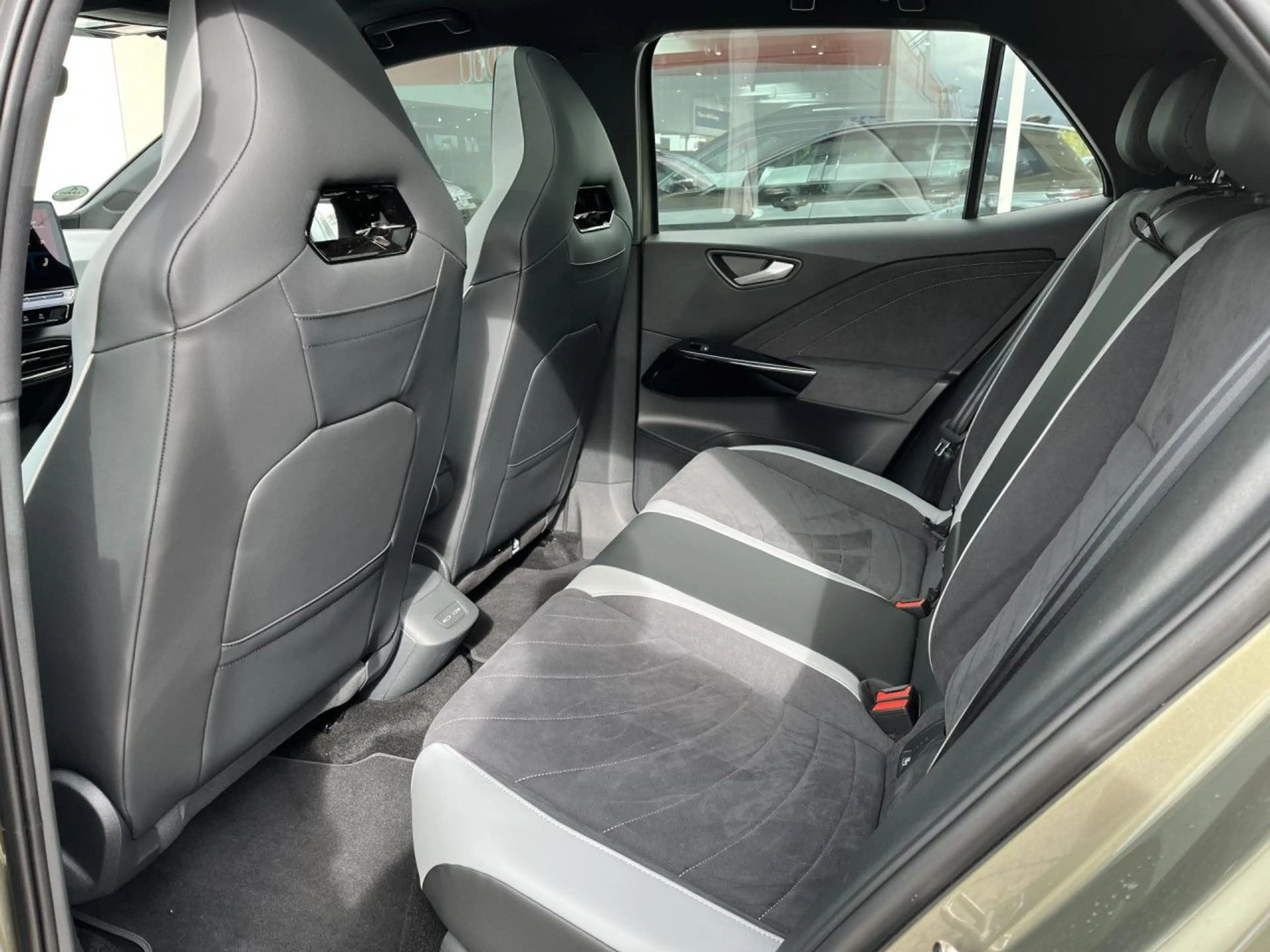 Volkswagen ID.3 Pro Move 58kWh Matrix ACC NAVI APP KAM AHK DC — photo 7