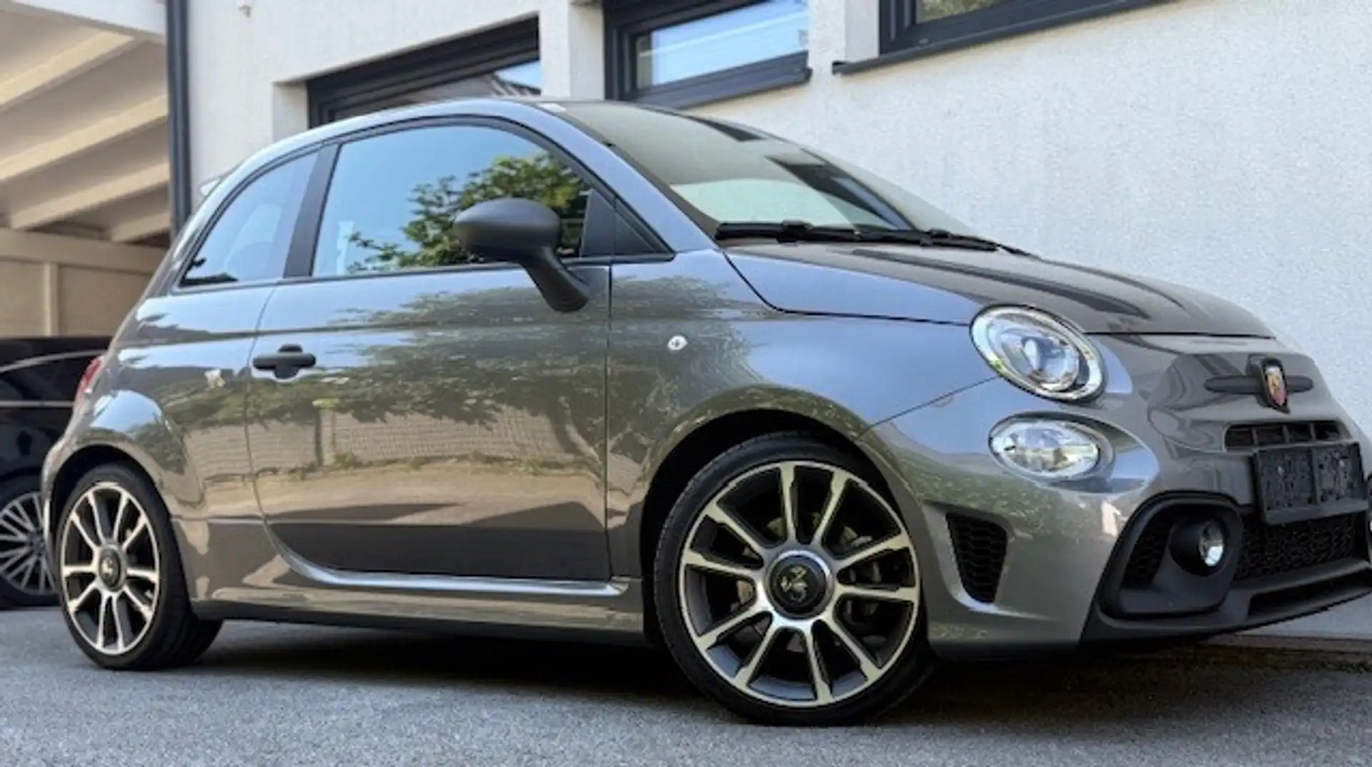 Abarth 595 Abarth 595 Turismo 17'' auf Alu, Ledersitze, Apple Car Play, 1.4l turbo Grau - 2
