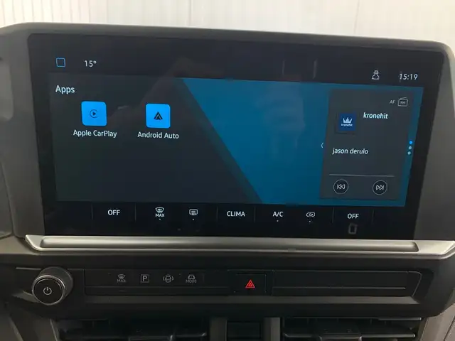 Volkswagen Transporter view 6