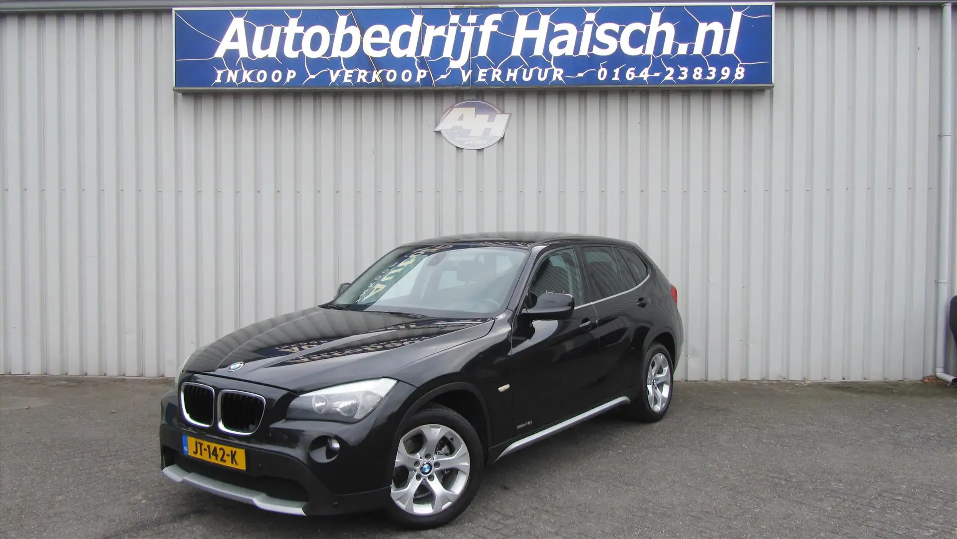 BMW X1 2.0 SDRIVE 18I Zwart - 2