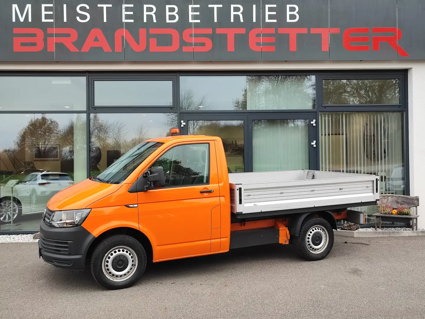 Volkswagen T6 Transporter T6 Pritsche#EK#AHK#4 Motion# Oranje - 1