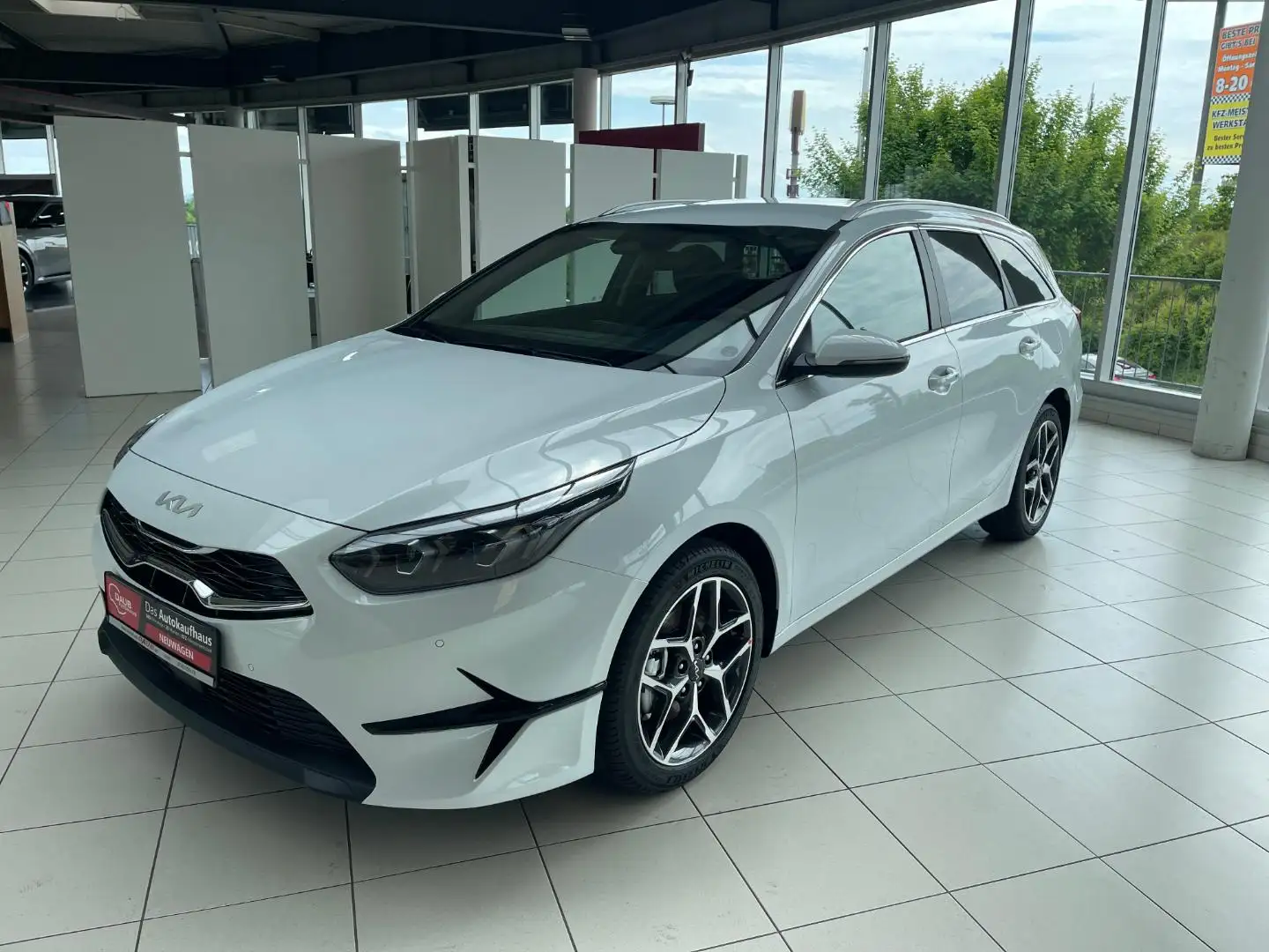 Kia Ceed SW / cee'd SW CEED_SW 1.5T 48V DCT 140 ULTIMATE STY Blanc - 1