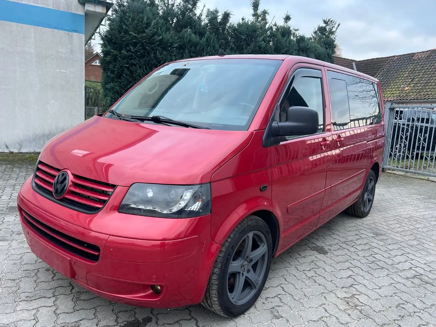 Volkswagen T5 Multivan HIGHLINE TÜV NEU Stanheizung Rot - 1