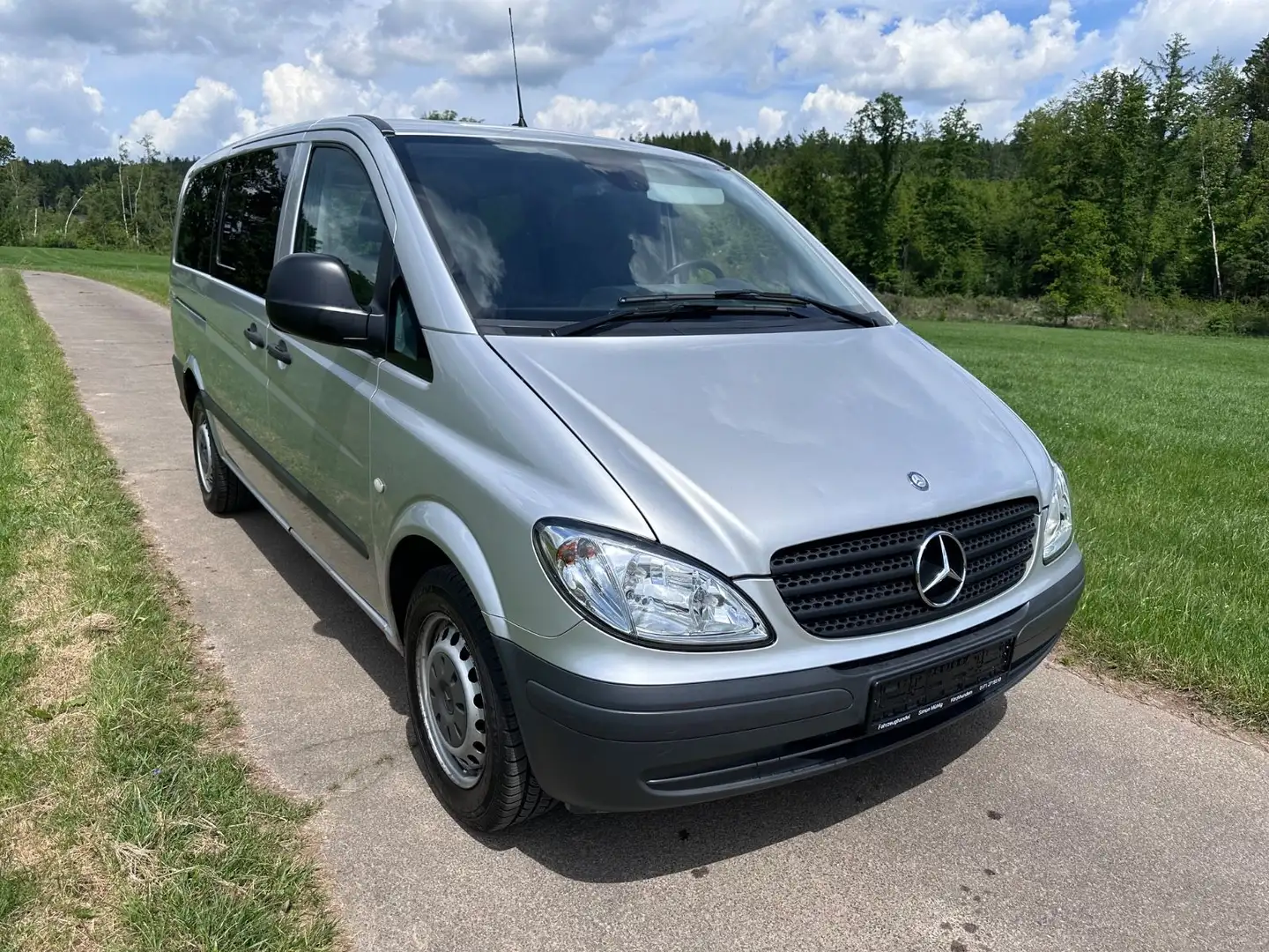 Mercedes-Benz Vito Kombi 111 CDI lang Zilver - 1