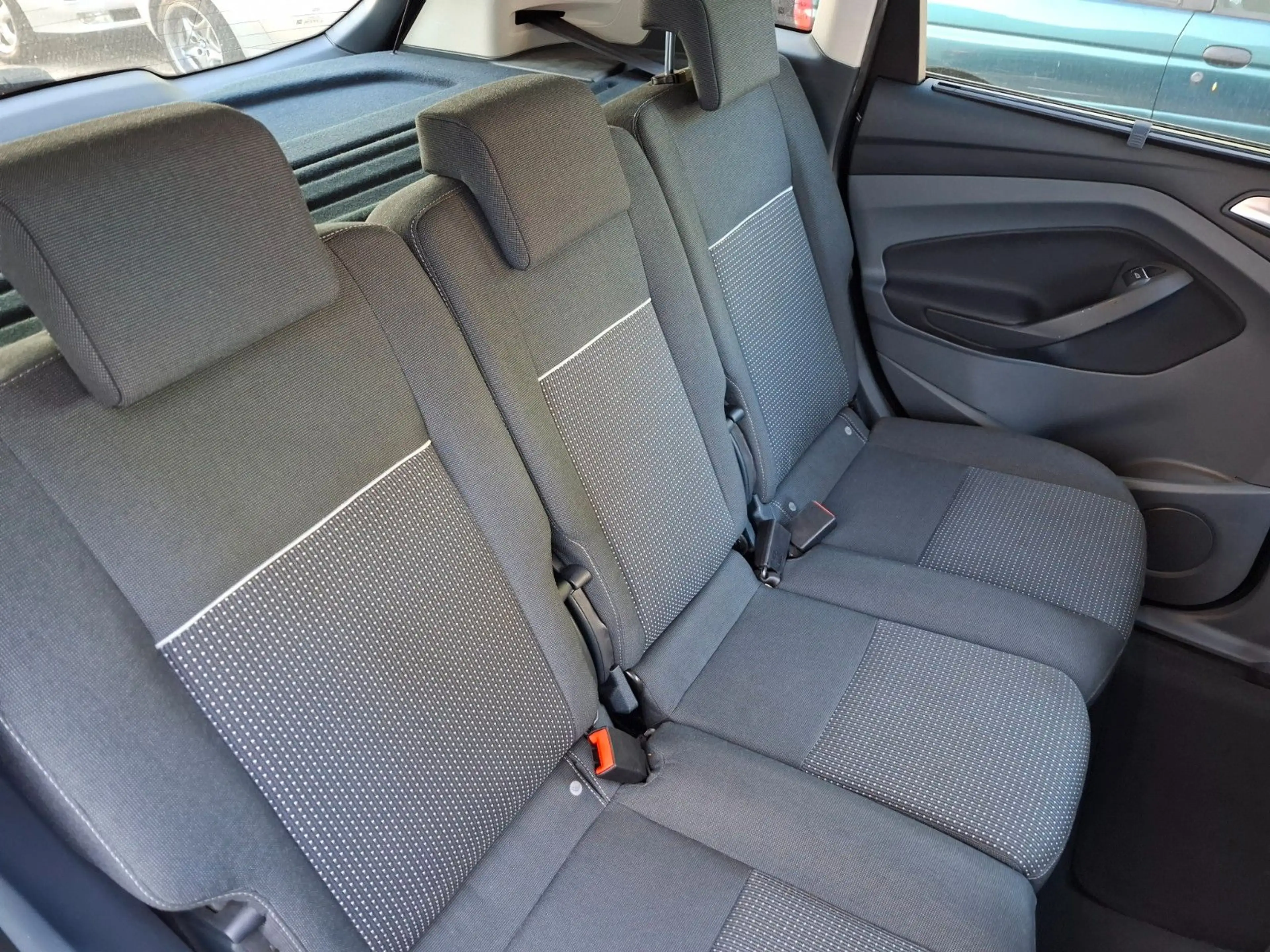 Ford C-Max C-MAX Sync Editt. 2. Hd. Cam. Navi SHZ etc — photo 6