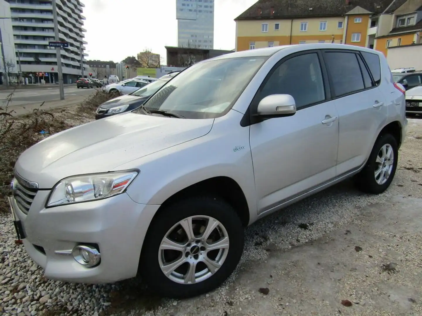 Toyota RAV 4 Executive Silber - 2