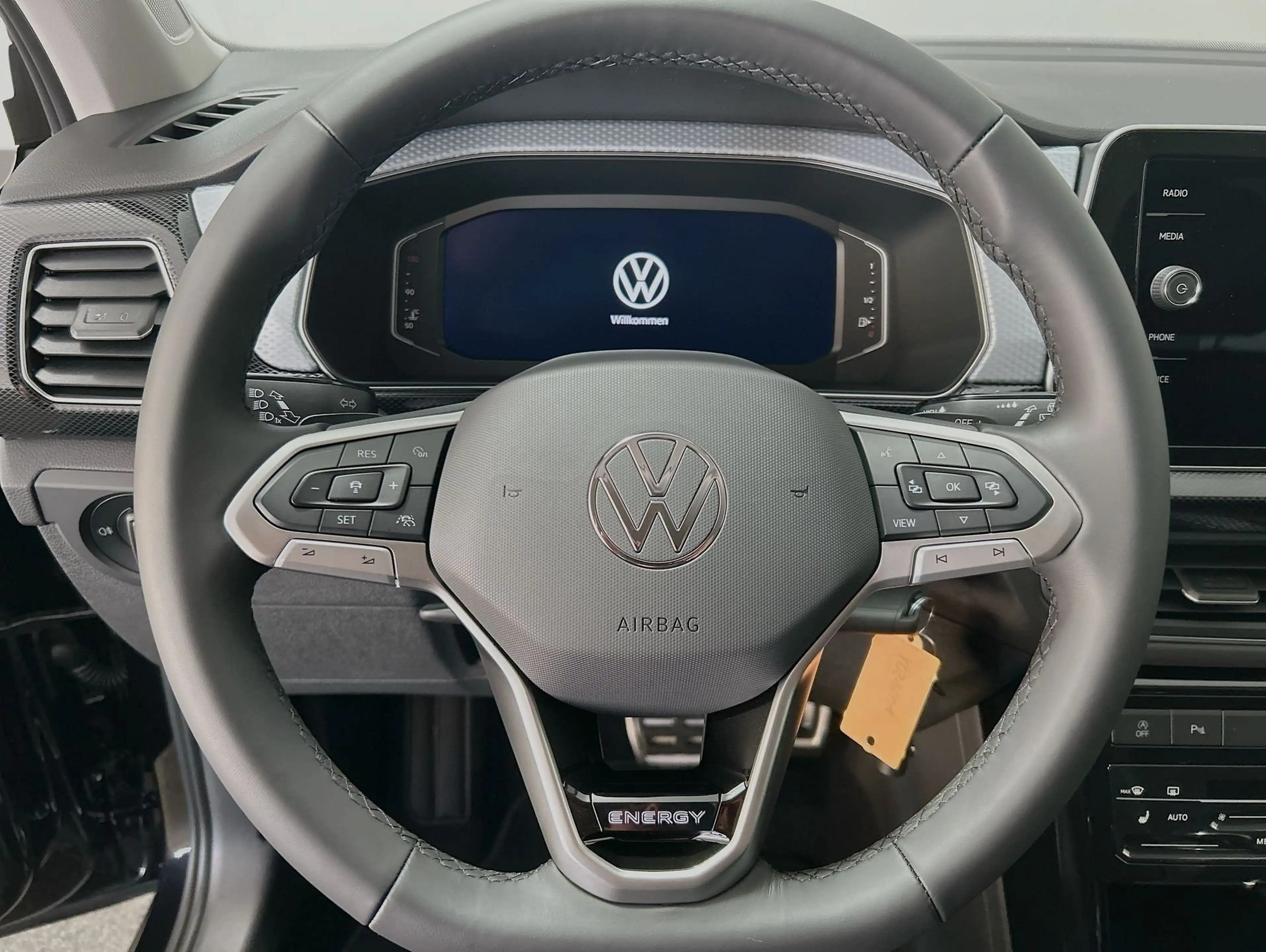 Volkswagen T-Cross ENERGY 1.0 TSI CarPlay Black ACC AHK LED — photo 9